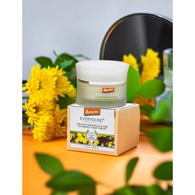 EVERYOUNG Bio Immortelle &amp; Goji Tápláló éjszakai arckrém (50 ml)