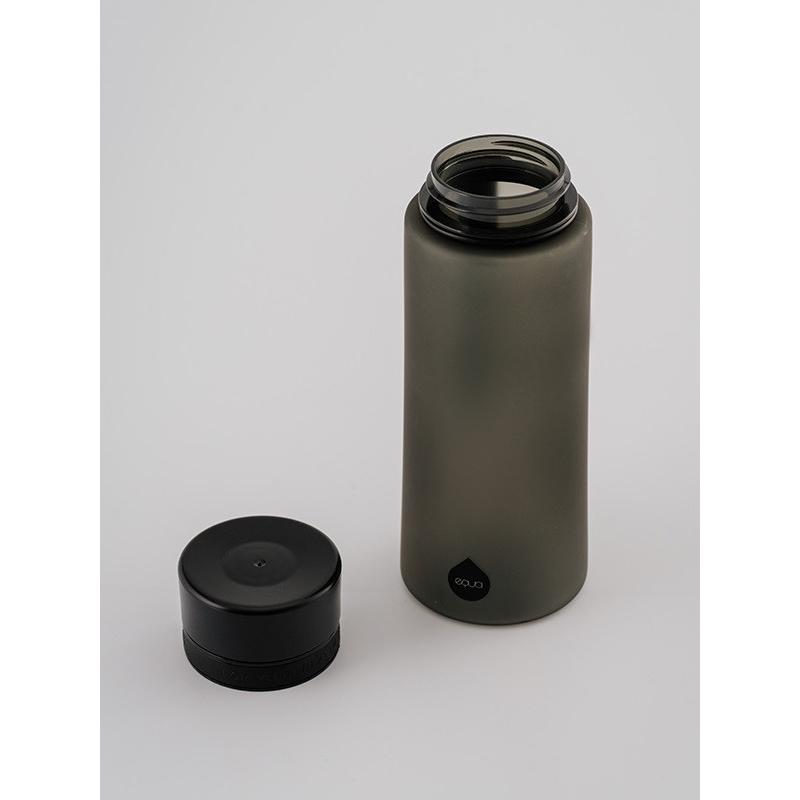 EQUA BPA-mentes műanyag kulacs - Matte fekete (600 ml)