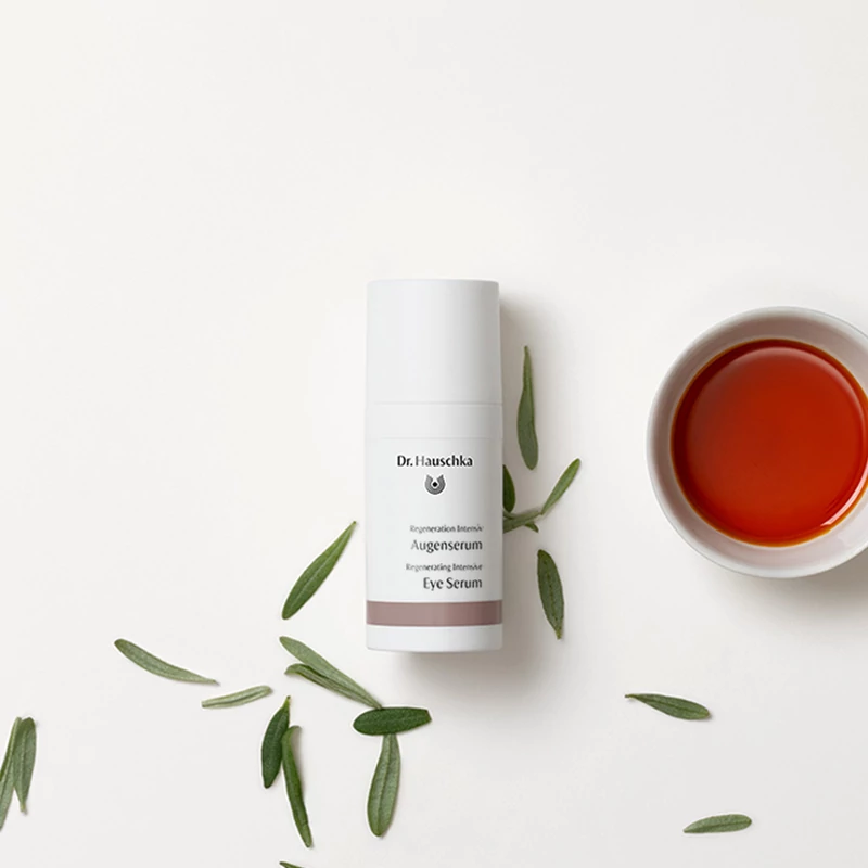 Dr. Hauschka Intenzív regeneráló szemkörnyékápoló szérum (15 ml)