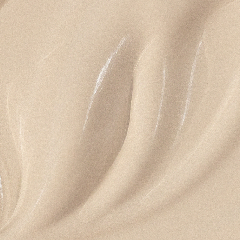 Mádara Skin Equal Soft Glow Folyékony alapozó - Porcelain #10 (30 ml)