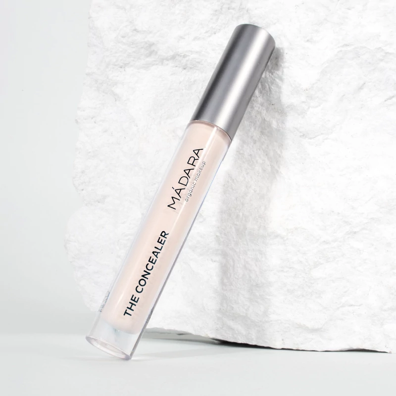 Mádara The Concealer Ragyogást tökéletesítő korrektor - Vanilla #15 (4 ml)