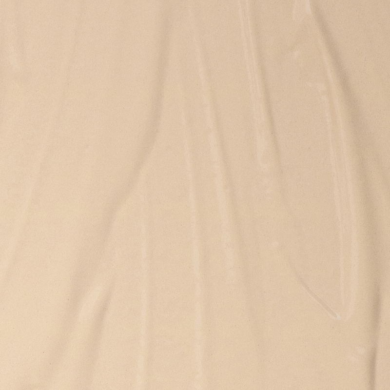 Mádara The Concealer Ragyogást tökéletesítő korrektor - Vanilla #15 (4 ml)