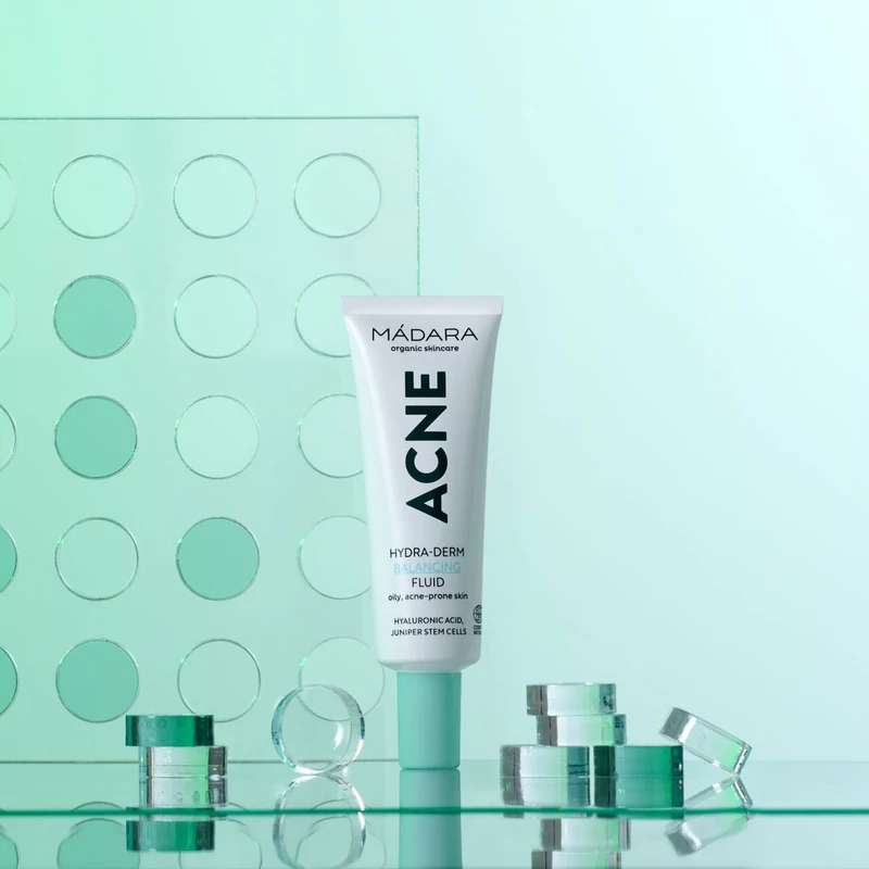 Mádara ACNE Hydra-derm kiegyensúlyozó fluid (40 ml)