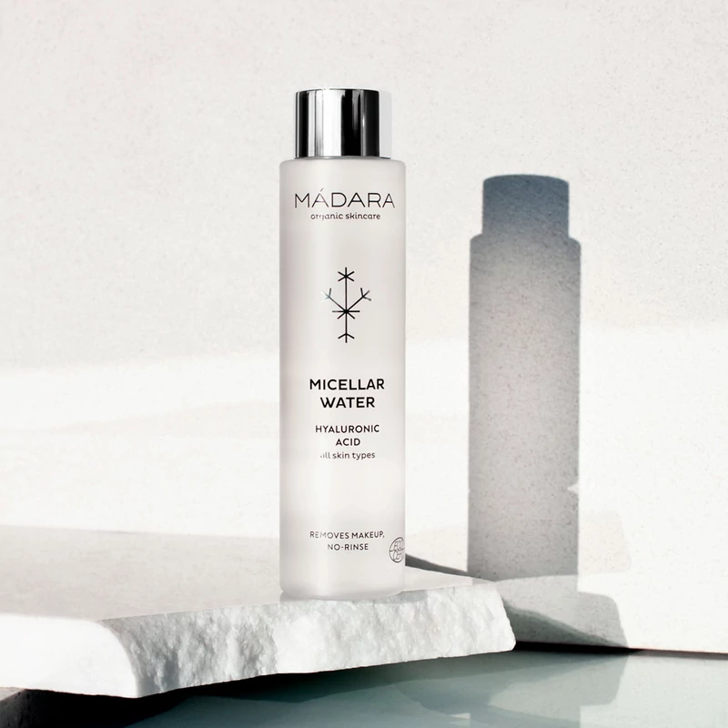 Mádara Micellás arctisztító (400 ml)