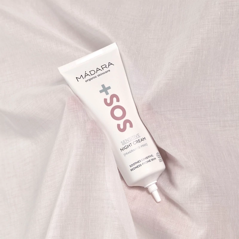 Mádara SOS+ Intenzív hidratáló és nyugtató éjszakai arckrém (70 ml)