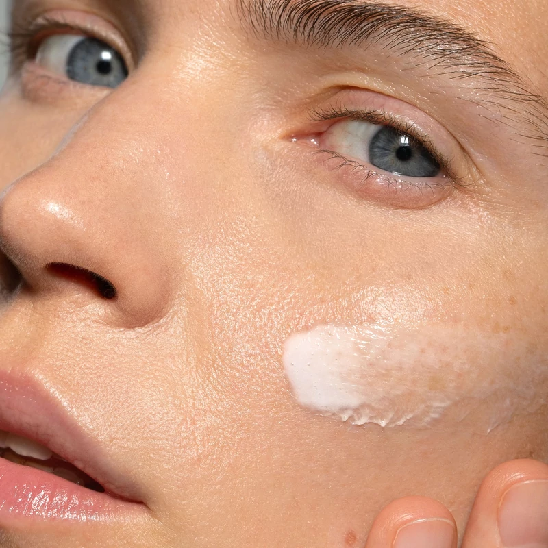 Mádara Retinol Alternative nappali krém (50 ml)