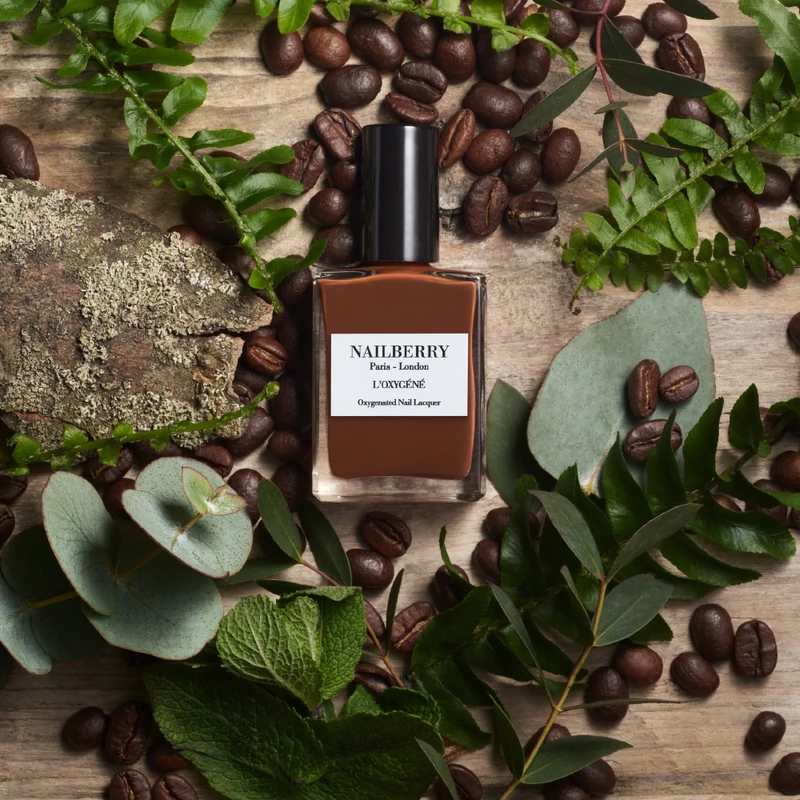 Nailberry Lélegző körömlakk - Coffee (15 ml)