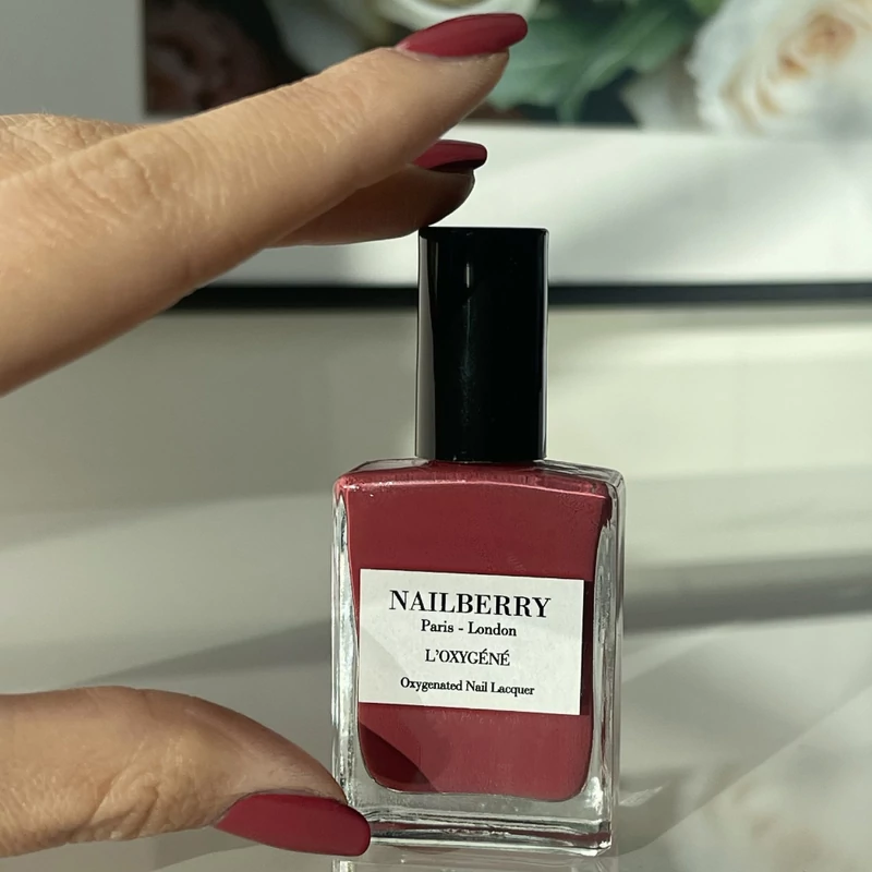 Nailberry Lélegző körömlakk - Hippie chic (15 ml)